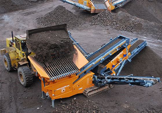 传统固定式制砂机